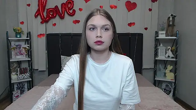 LaraPika online show from March 9, 2026, 6:01 pm