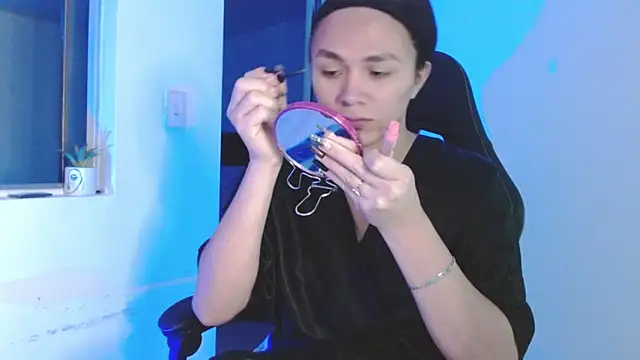 giuliana andrade online show from March 10, 2026, 12:37 am