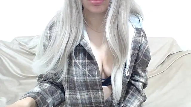  kitty Rose  online show from April 9, 2026, 2:22 am