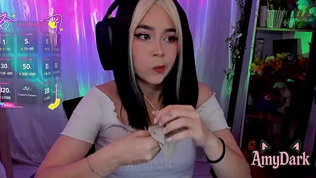  AmyDark online show from October 7, 2025, 4:59 pm