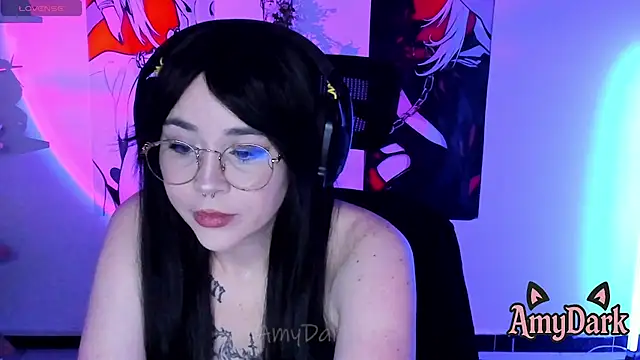  AmyDark online show from May 6, 2026, 12:30 am