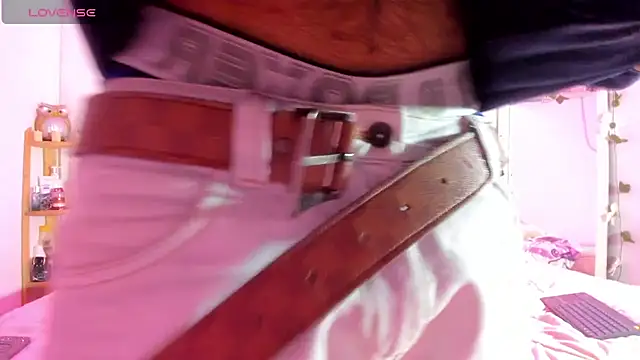 catalina and roger online show from March 10, 2025, 4:07 am