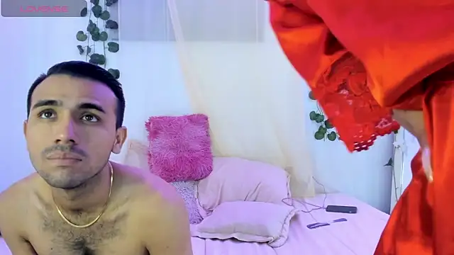 catalina and roger online show from October 14, 2025, 11:49 pm