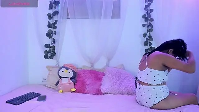 catalina and roger online show from January 11, 2026, 9:31 pm