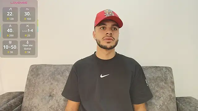 Amadeo Wild online show from October 4, 2025, 9:46 pm