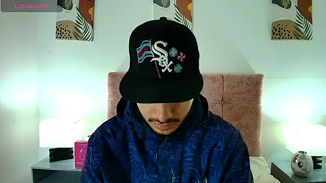 Amadeo Wild online show from April 5, 2026, 2:47 pm