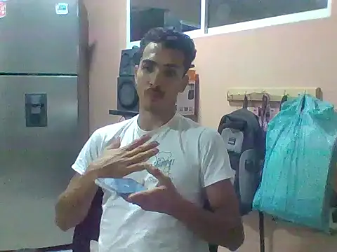 Snapshot of jeremy_scott chatting on November 23, 2025, 10:42 pm jeremy scott online show from November 23, 2025, 10:42 pm