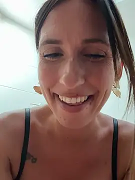 lola tentatiion online show from July 16, 2026, 7:42 pm