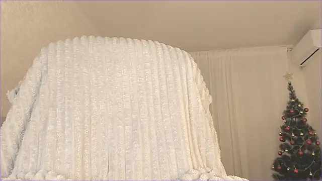 Snapshot of cherry_misaki chatting on January 14, 2025, 1:28 pm cherry misaki online show from January 14, 2025, 1:28 pm