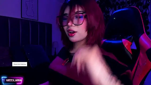 Kitty Gang online show from December 23, 2025, 1:36 am