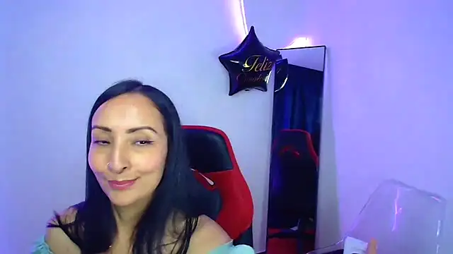 yaralyminjo2 online show from March 7, 2025, 2:34 pm