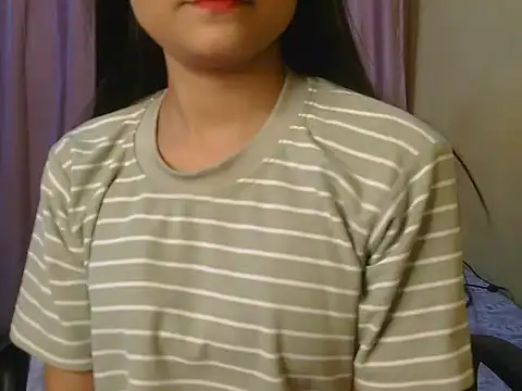 Snapshot of Im-Navya chatting on February 6, 2025, 5:25 am Im-Navya online show from February 6, 2025, 5:25 am