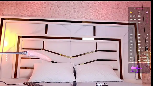 sophie 1 online show from November 9, 2025, 3:16 am