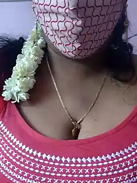 Snapshot of mallu-sumi chatting on July 3, 2026, 4:41 am mallu-sumi online show from July 3, 2026, 4:41 am