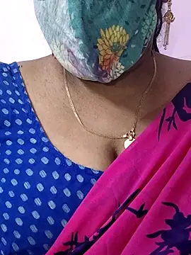 Snapshot of mallu-sumi chatting on July 13, 2026, 7:05 pm mallu-sumi online show from July 13, 2026, 7:05 pm