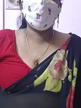Snapshot of mallu-sumi chatting on July 21, 2026, 9:28 pm mallu-sumi online show from July 21, 2026, 9:28 pm