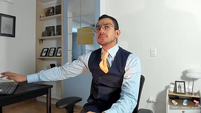 Snapshot of pablo-rincon95 chatting on May 23, 2026, 2:43 pm pablo-rincon95 online show from May 23, 2026, 2:43 pm