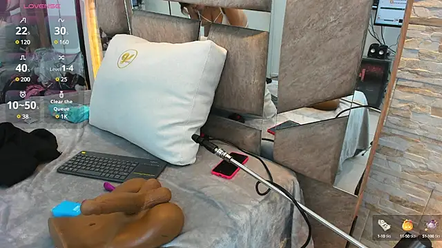 adela chase online show from March 17, 2025, 2:41 am