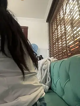 Emily Trujillo online show from November 4, 2025, 5:12 pm