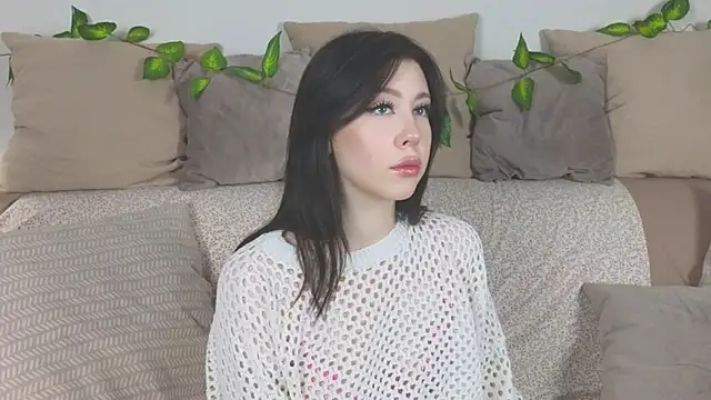 Snapshot of AnnTaint chatting on December 4, 2024, 1:42 pm AnnTaint online show from December 4, 2024, 1:42 pm