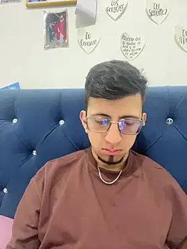 stivevv online show from July 18, 2026, 2:16 am