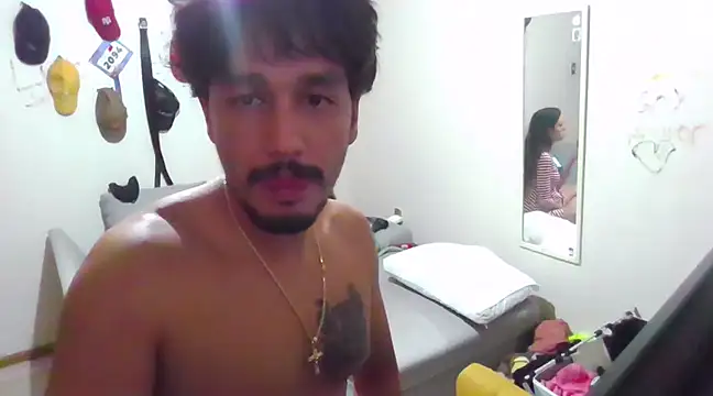 Snapshot of Ginessy chatting on February 17, 2025, 5:58 am Ginessy online show from February 17, 2025, 5:58 am