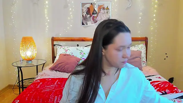 Mira Karter online show from May 12, 2026, 2:52 am