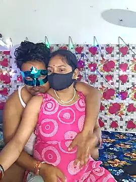 PeaCoooock online show from October 16, 2025, 10:33 pm