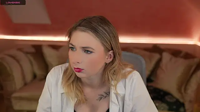 Inessa Song online show from December 6, 2024, 7:34 pm