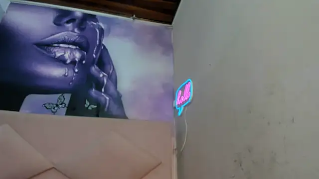 Lucy White   online show from January 14, 2025, 12:22 am