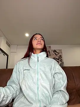 Snapshot of dolcebella chatting on November 16, 2025, 5:57 am dolcebella online show from November 16, 2025, 5:57 am