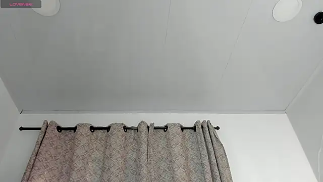 angelswets online show from September 30, 2025, 4:56 pm