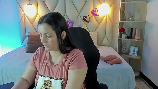 angelswets online show from March 20, 2026, 2:22 pm