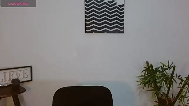 KamilaParrisx online show from March 27, 2026, 2:50 am