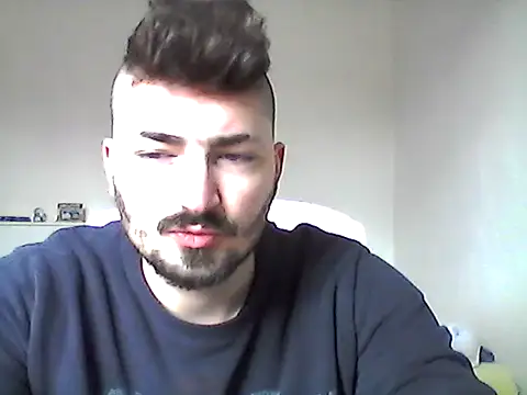 Snapshot of Hkl95555 chatting on December 9, 2024, 12:51 pm Hkl95555 online show from December 9, 2024, 12:51 pm