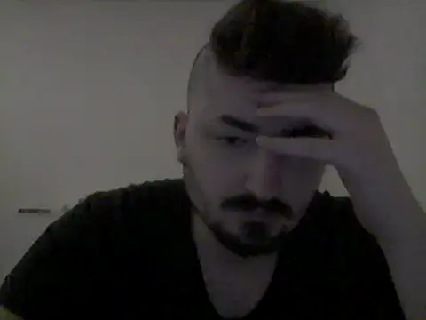 Snapshot of Hkl95555 chatting on September 18, 2025, 12:34 am Hkl95555 online show from September 18, 2025, 12:34 am