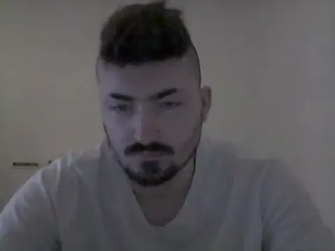 Snapshot of Hkl95555 chatting on September 19, 2025, 11:33 am Hkl95555 online show from September 19, 2025, 11:33 am