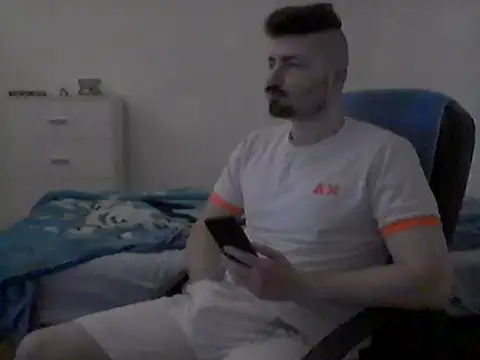 Snapshot of Hkl95555 chatting on October 5, 2025, 11:57 pm Hkl95555 online show from October 5, 2025, 11:57 pm