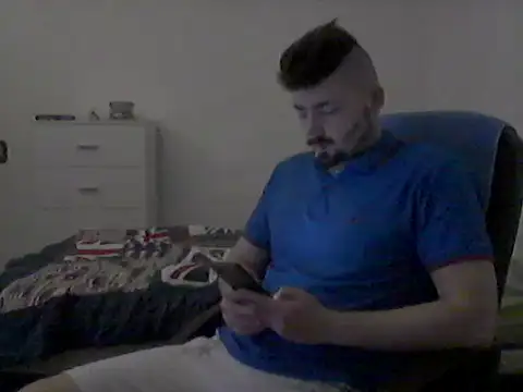 Snapshot of Hkl95555 chatting on November 2, 2025, 1:30 am Hkl95555 online show from November 2, 2025, 1:30 am