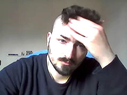 Snapshot of Hkl95555 chatting on November 3, 2025, 12:50 pm Hkl95555 online show from November 3, 2025, 12:50 pm