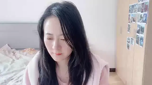 fanfan-FF online show from December 21, 2024, 6:41 am