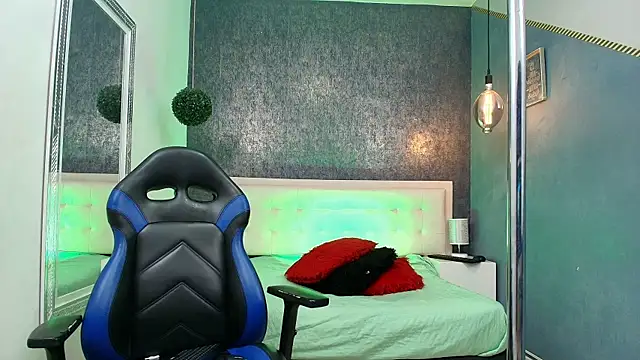 Erick Zhimerman online show from March 11, 2026, 4:18 am