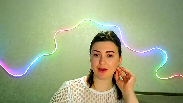 SeductiveTati online show from April 21, 2026, 10:34 pm