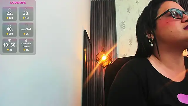 brigittemiller online show from November 30, 2025, 4:33 pm