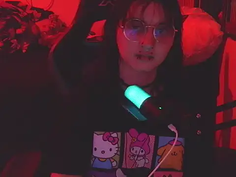 poison-eeve online show from July 11, 2026, 1:58 pm
