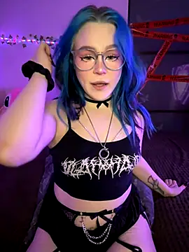 Snapshot of MaddisonHaas chatting on November 18, 2025, 12:49 am MaddisonHaas online show from November 18, 2025, 12:49 am