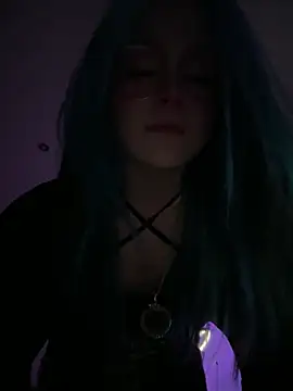 MaddisonHaas online show from December 18, 2025, 1:33 am