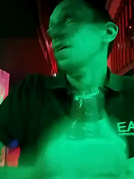 Snapshot of mika11100 chatting on October 16, 2025, 11:39 pm mika11100 online show from October 16, 2025, 11:39 pm