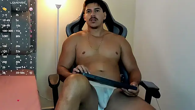 victor vixen online show from May 11, 2026, 1:39 pm