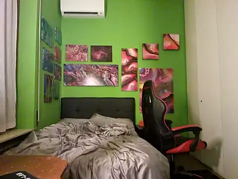 MASTERBULLY online show from October 9, 2025, 10:08 pm